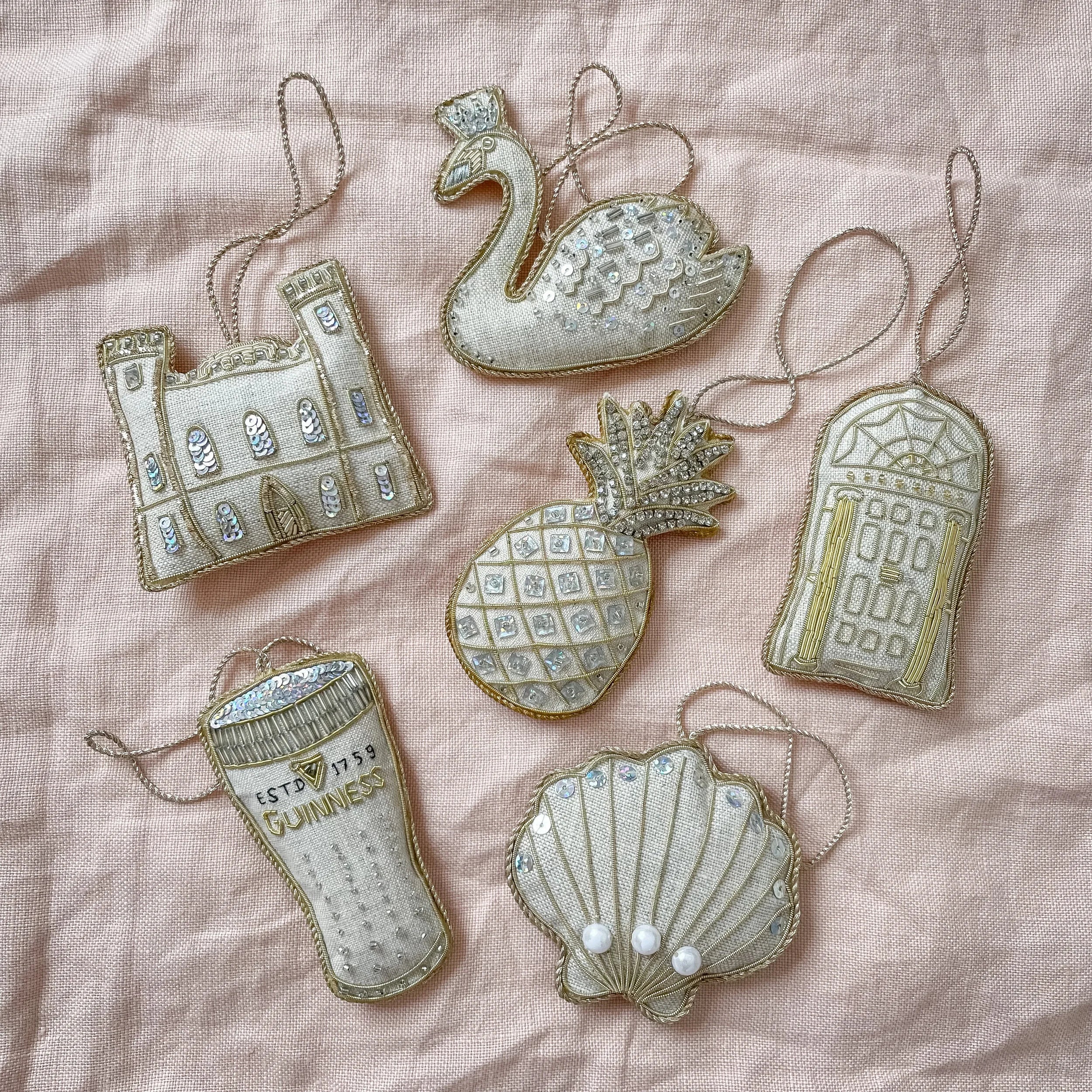 Hillsborough Collection of Irish Linen Decorations