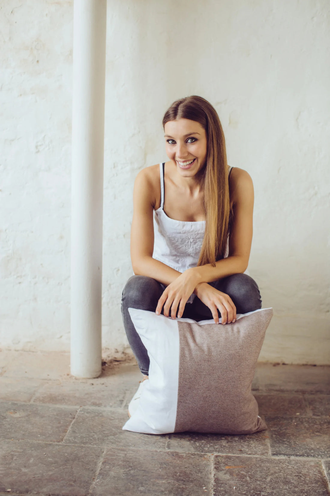Katie Larmour Exhibits her Irish Linen Wares at New York Design Week 2016