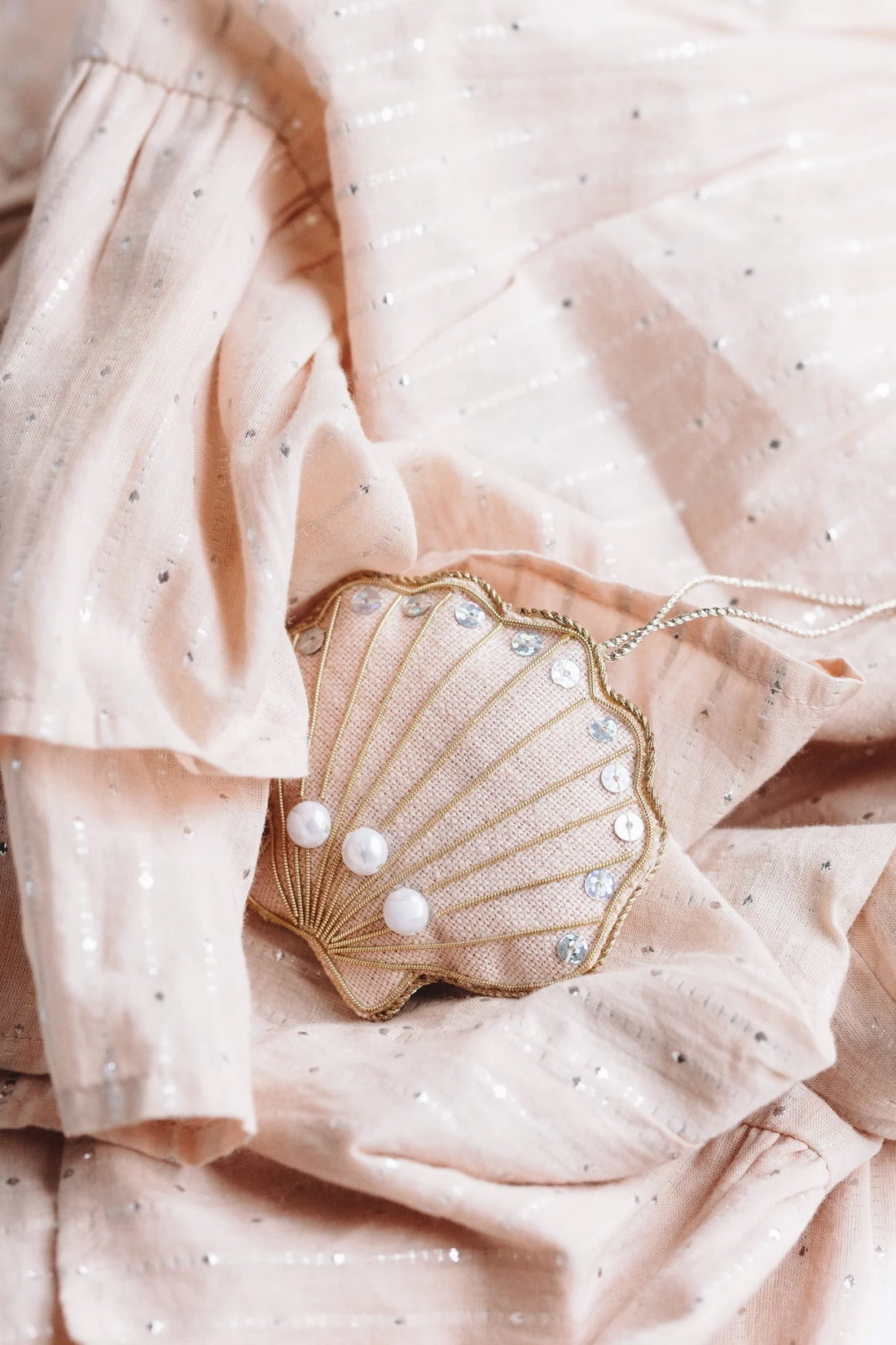 Katie Larmour Linen Partners up with Wholesale Site FAIRE&nbsp;