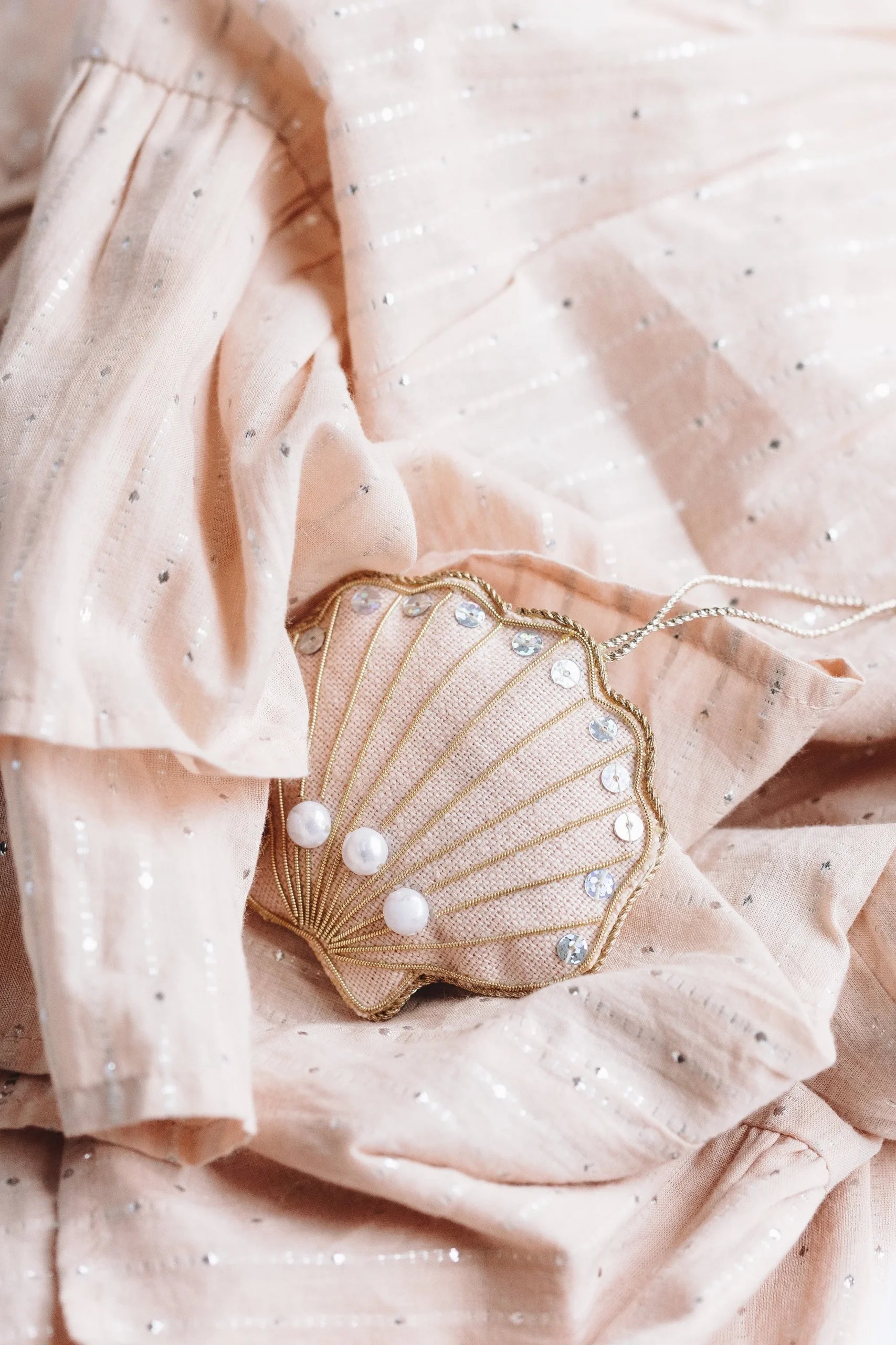 Katie Larmour Linen Partners up with Wholesale Site FAIRE&nbsp;