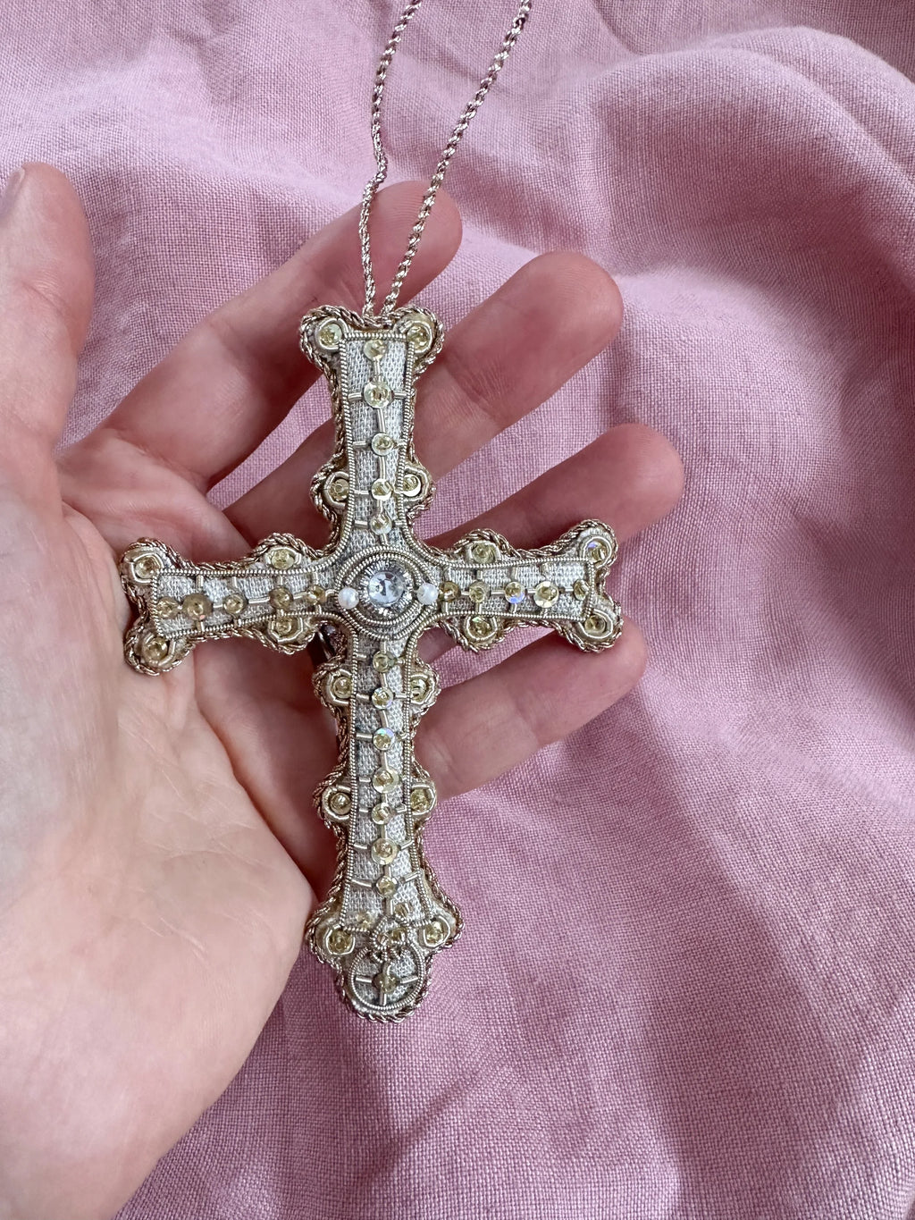 Cross of Cong in recycled linen