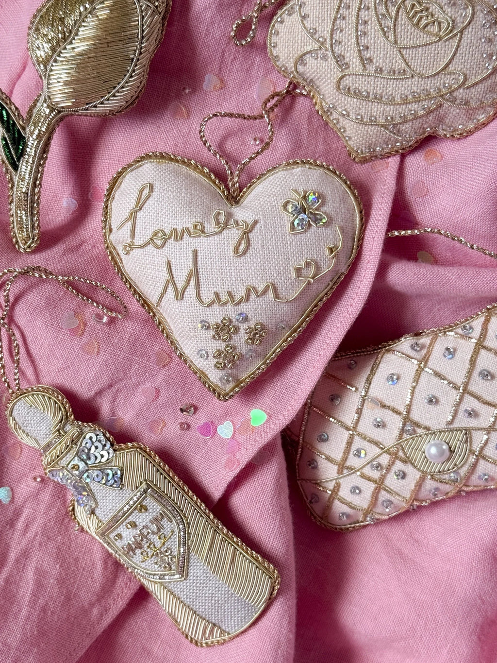 'Lovely Mum' Heart in petal pink