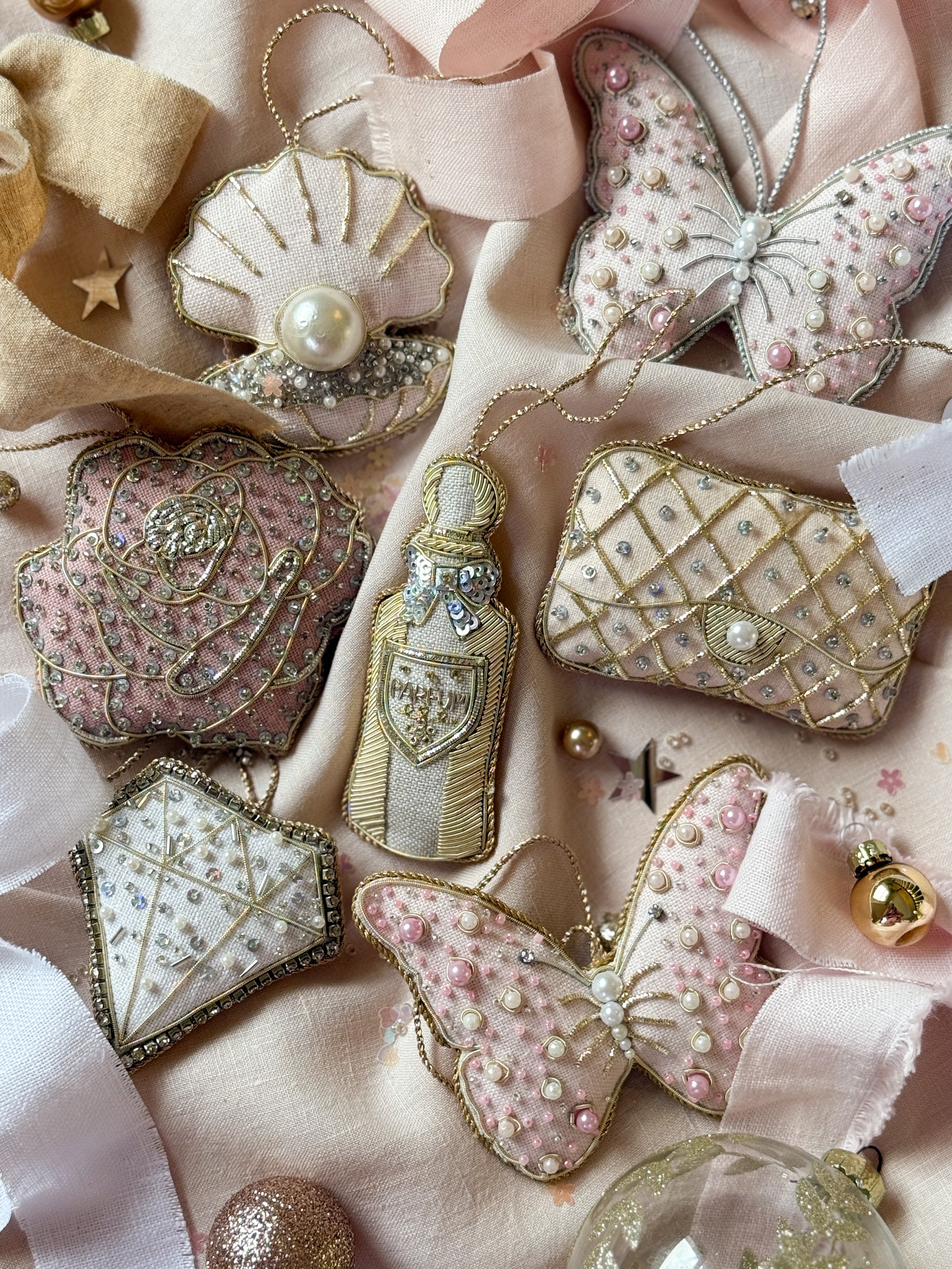 Deluxe Vintage Perfume Bottle