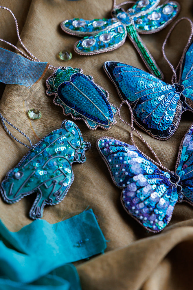 Jewel Beetle in vintage emerald green