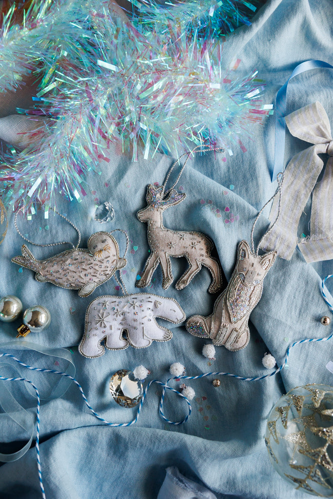 Fox large in oatmeal