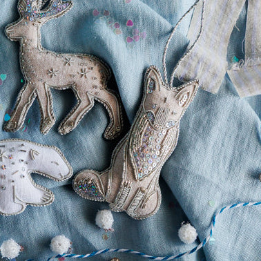 Fox large in oatmeal