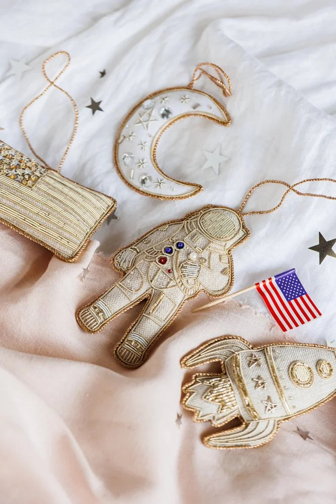 Astronaut in oatmeal