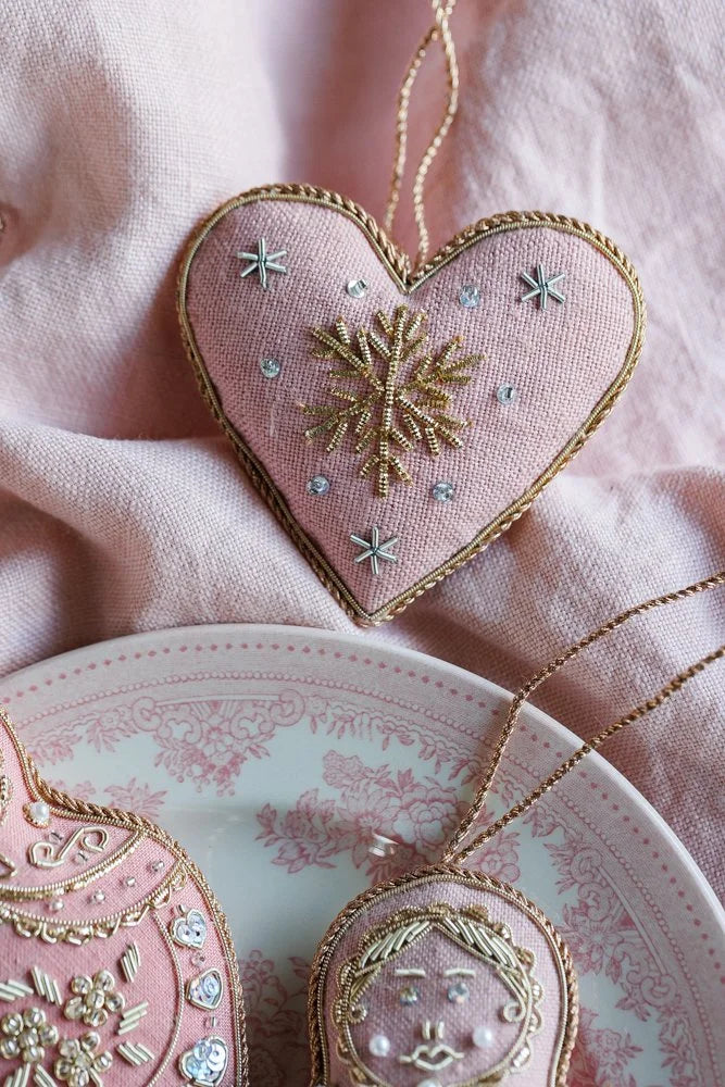 Scandi Snowflake Heart