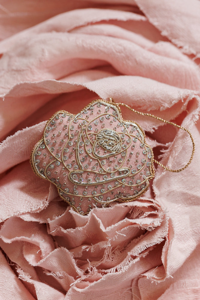 Dewy Deluxe Rose