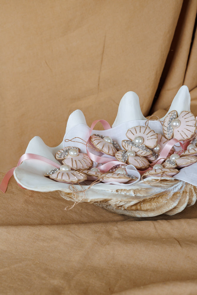 Open Shell with Pearl Deluxe