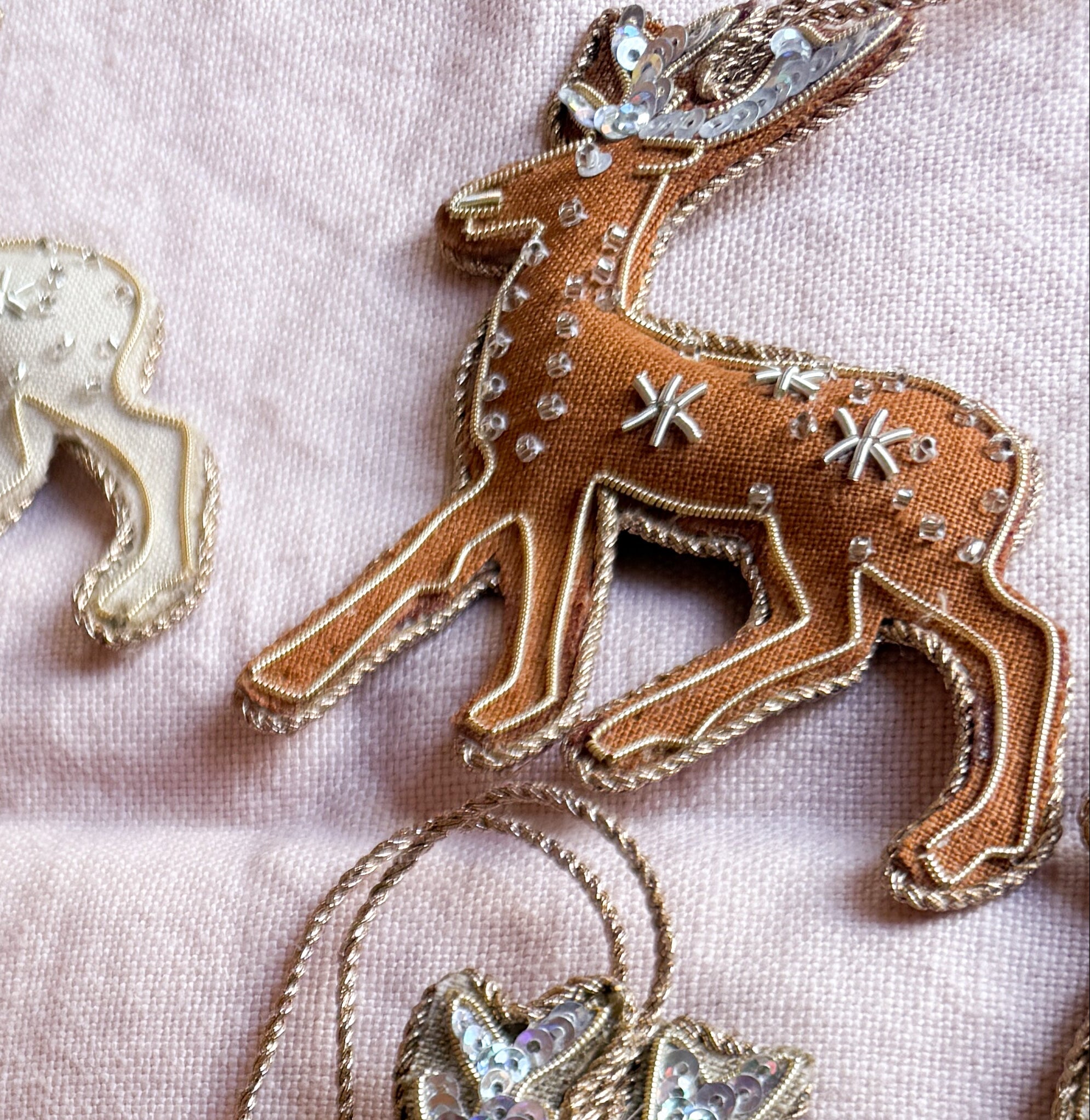 Decorative deer ornament